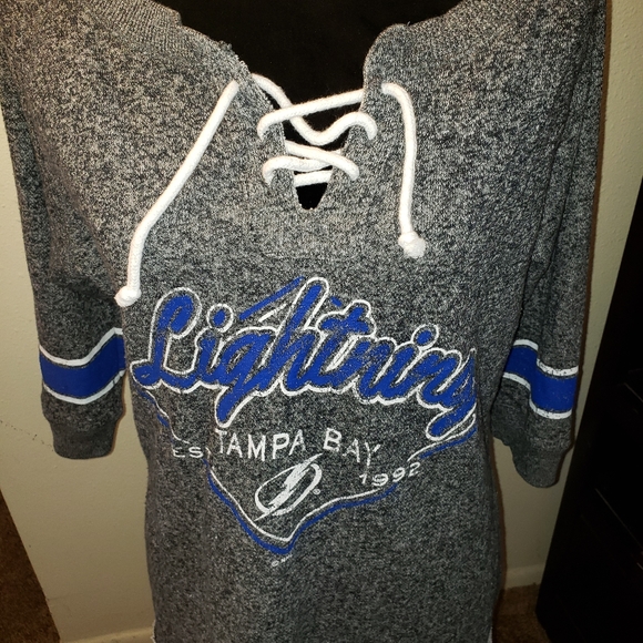 NHL Sweaters - Tampabay Lightening sz. Medium (junior 8/10) Sweat